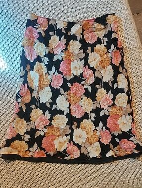 Vintage-Inspired Floral A-Line Skirt - Black with Pink & Cream Roses